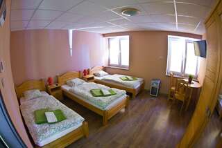 Хостелы Hostel Filip Гданьск Трехместный номер-4